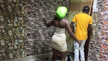 Reproduzir Bbw ebony calabar girl traz novo estilo de sexo (assista o vídeo completo no canal vermelho)