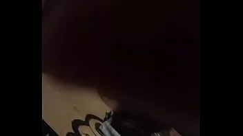 Reproduzir Boquete por puta com peitos grandes até eu gozar em todo o rosto dela
