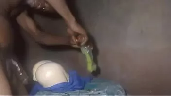 Jouer J'aime baiser les filles, le cul bbw et les grosses femmes faites des poupées dans toutes mes vidéos, les jolies filles peuvent me rejoindre, laissez-moi vous baiser la chatte à deux