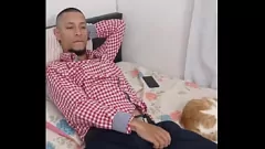 播放 看着我看着色情片 - 大家伙手淫时看着我混蛋