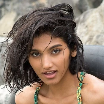 अभिनेता Angel Constance